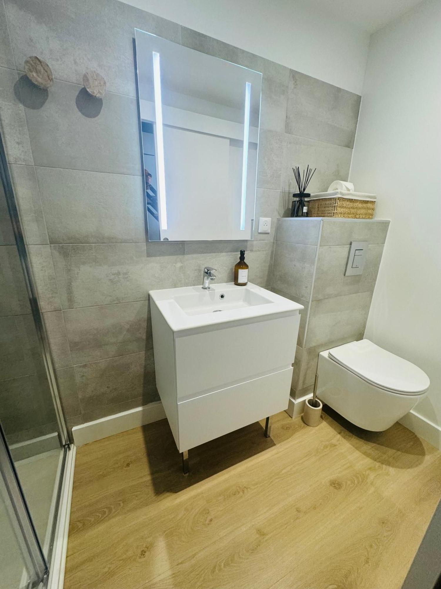 307 Gare Saint Roch Montpellier Apartment Exterior foto